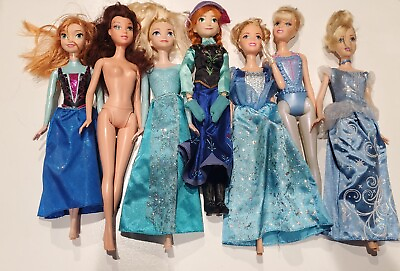 #ad *Disney Princess Dolls And Accessories Lot $35.00