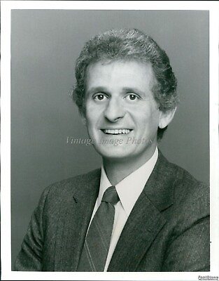 #ad 1983 Actor Peter Bonerz Comedy Director Celebrity CBS Newhart 7X9 Vintage Photo $17.99