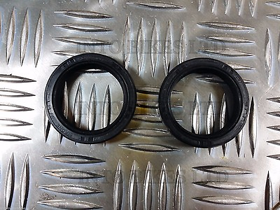 #ad PAIR FORK OIL SEALS FOR Yamaha SR 500 SP Spoked wheel 1981 GBP 10.95