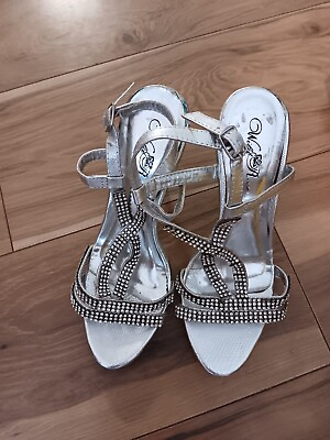 #ad Wild Rose Heels Metalic Silver Strappy Size 8.5 $19.95
