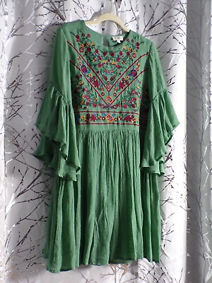 #ad NEW Umgee Green Dress Red Floral Embroidery Waterfall Sleeves Size M Medium $28.00