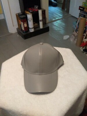 #ad A Brand New Snapback Hat Gray $8.20