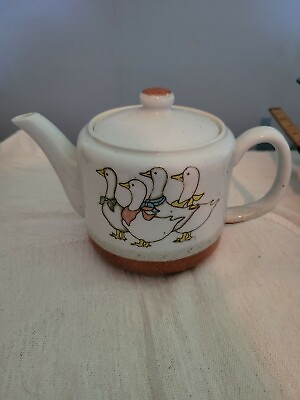 #ad Otagiri Teapot Ducks in Bandanas Never Used Has Been Displayed Only $10.00
