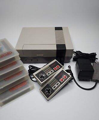 #ad 1985 Nintendo NES 001 Original Console Bundle w 2 Controllers 4 Games $125.00