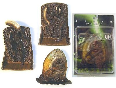 #ad Alien figure statues set of 3 made by Plus $27.98