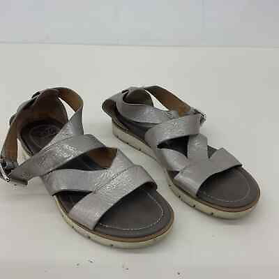 #ad Sofft Silver Leather Strappy Sandals Women#x27;s Shoes Size 7 $25.00
