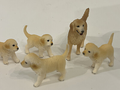 Schleich Golden Retriever Toy Dog Female 2.5 inch Figure w 4 puppies Farm World $19.99