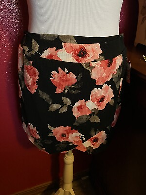 #ad NWT Potter#x27;s Pot Women#x27;s Dress Shorts Sz M Lovely Floral Roxy Rose $8.00