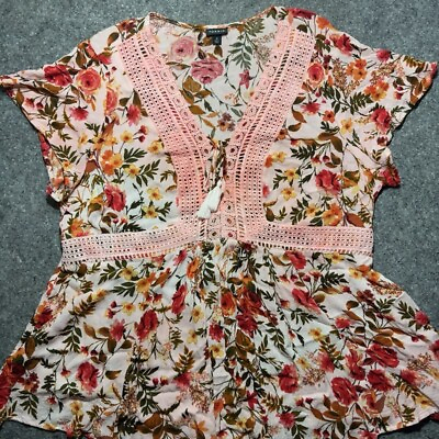 #ad Torrid Women#x27;s Size 2 Pink Floral Short Sleeve Shirt V Neck $22.07