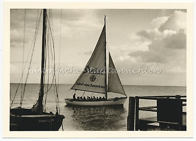#ad Grömitz 1957 Segelboot Bayer quot;Delial bräunt ohne Sonnenbrandquot; Altes Foto 1950er EUR 8.90