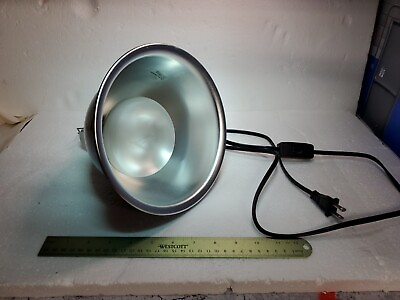 #ad Reptile Lizard Pet Lamp Terrarium Heat Light Base Fixture UV Switch 8Inches USED $18.00
