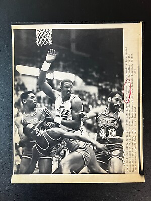 #ad 1986 Utah Jazz Karl Malone Vs Dallas Mavericks Type 3 8x9.75 Original Photo $25.00