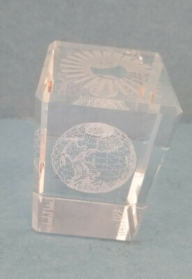 #ad Vtg United Technology Asia 97 Crystal Glass Prism weight Aviation Space company $165.00