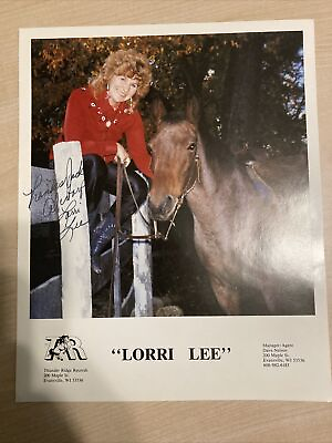 #ad 1988 Photo Lorri Lee Singer Signed Autographed $3.00