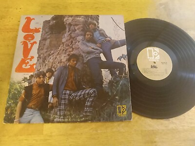 #ad Love Self Titled LP 1966 Mono 1 St Press Vg Vg Song 2 ON SIDE 1 Jumps $30.00