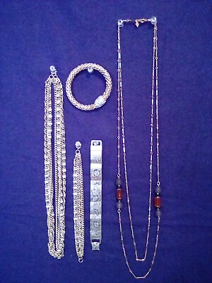 #ad Vintage Sara Coventry 2 Necklaces 3 Bracelets gold tone $19.99