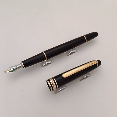 #ad Montblanc Meisterstuck 144 Black Fountain Pen with 14kt Gold Nib C $546.00