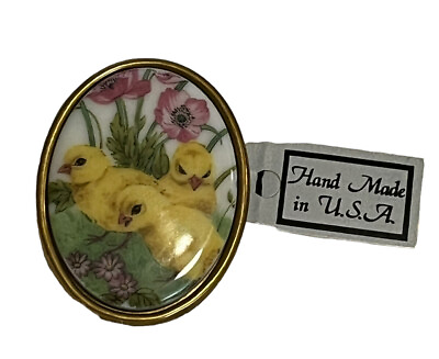 #ad Vintage Porcelain Cameo Scarf Pin Brooch Gold Tone Baby Chicks USA Easter Spring $17.99