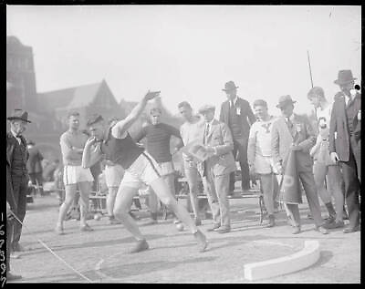 #ad At the Penn relay games R G Hills shot putting 1922 OLD PHOTO AU $9.00