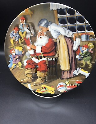 #ad Vintage 1982 ROYAL MANOR Christmas Col by Mike Hagel A KISS FOR SANTA Plate #1 $20.00