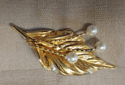 #ad Vintage Gold Tone Leaf Brooch with Faux Pearl Embellishments $7.00