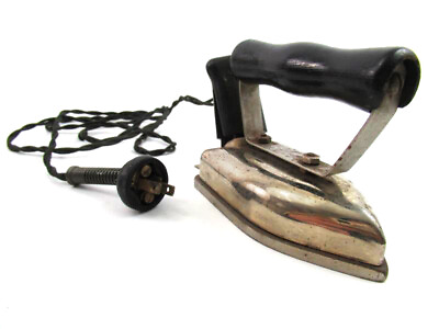 Vintage 1920s Sunbeam Corded Iron Removable Cord Metal Case $41.60