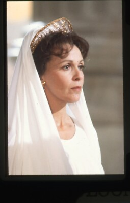 #ad Claire Bloom portrait in white veil Original 35mm Transparency $24.99