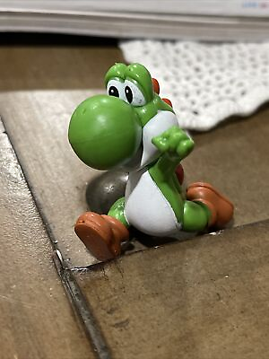 #ad YOSHI 2.5quot; PVC Figure 2007 Nintendo Super Mario Toy Running Jumping Free Ship 🦖 $12.00