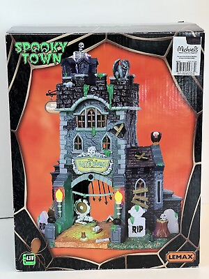 #ad LEMAX SPOOKY TOWN THE GATE HOUSE AT HAUNTED MEADOWS LIGHTED RETIRED 2014 W BOX $68.45