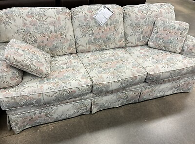 #ad Beautiful Synthetic Couch On Sale $200.00