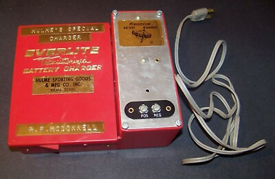 #ad Vintage Red Everlite Transistorized Battery Charger Master Mechanic Mfg. Co 76 $10.35