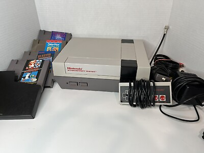 #ad Nintendo NES Console Bundle Tested Cleaned Nice Condition W 4 Games amp; Dust Cover $125.00