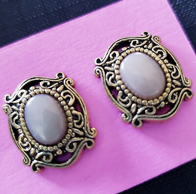 #ad 2x Vintage 21mm Antiqued Ornate Gold Tone Gray Center Cabachon Shank Buttons $7.68