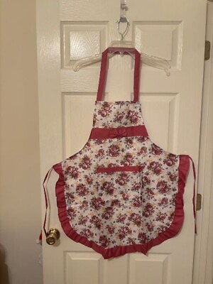 #ad Purple Floral Halter Apron With Pockets And Decorative Ruffle Trim $12.00