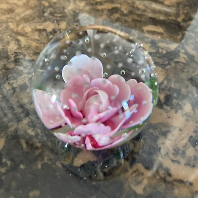 #ad Vintage Unmarked Paperweight Pink Flower Clear Glass Ball 2 1 2” $21.95