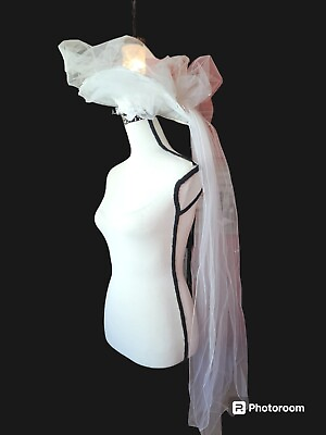 #ad Vintage Wedding Hat veil 1980s Appliques Rolked Hem Veil $55.00