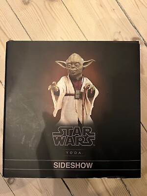 #ad SideShow Collctibles Star Wars Yoda Sixth Scale Action Figure $159.00