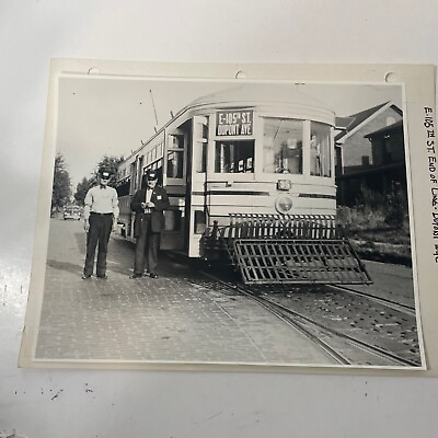 #ad Vintage Bamp;W Trolley Photo E 105 st Dupont Ave 1940 Photo Conductors Cleveland OH $9.99