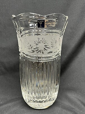 #ad A Beautiful Crystal Clear Industries 24% Lead Crystal Vase Pre Owned. $14.00