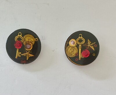 #ad Set Of 2 Buttons Elizabeth II Coin Medallion Key Star $10.00