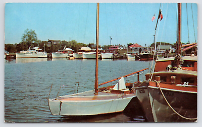 #ad Postcard Long Island NY New York Boating Paradise Marina Plastichrome $4.75