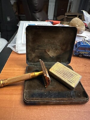 #ad VINTAGE GILLETTE 1930 GOLD PLATED THE NEW SAFETY RAZOR WITH CASE $43.19