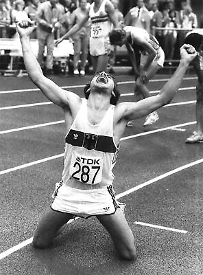 #ad 1983 Press Photo PATRIZ ILG West Germany 3000 Meters Hurdles world champion kg $19.99