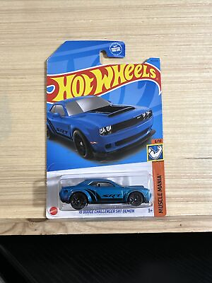 #ad Hot Wheels ‘18 Dodge Challenger SRT Demon Muscle Mania 6 10 Collector 151 $2.54