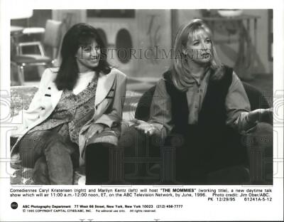 #ad 1995 Press Photo Caryl Kristensen Marilyn Kentz in quot;The Mommiesquot; ABC TV $19.99