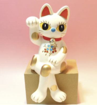 #ad Japanese Maneki Neko Beckoning Lucky cat White Pottery Made in Japan Large size $118.00
