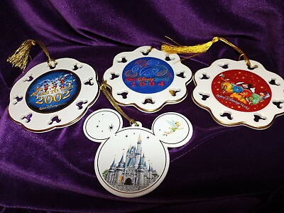Disney Xmas Ornaments Ceramic Set Of 4 $25.95