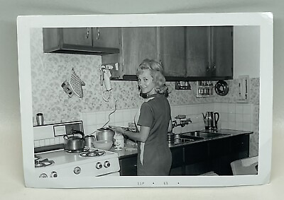 #ad Vtg 1969 Photo Pretty Woman in Kitchen Making A Sandwich Chrome Tea Kettle $12.59