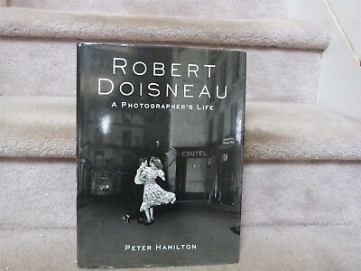 #ad Robert Doisneau A Photographers Life Peter Hamilton book Hardback DJ 1995 1st ed $25.23