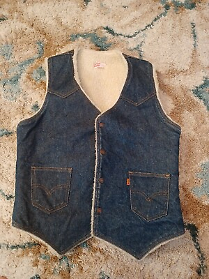 Vintage Levi’s Men’s Orange Tab Sherpa Fleece Blue Denim Snap Button Vest Size M $48.99